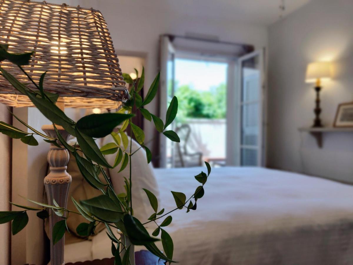 Il Cortiletto - Suites & Apartments ピストイア エクステリア 写真