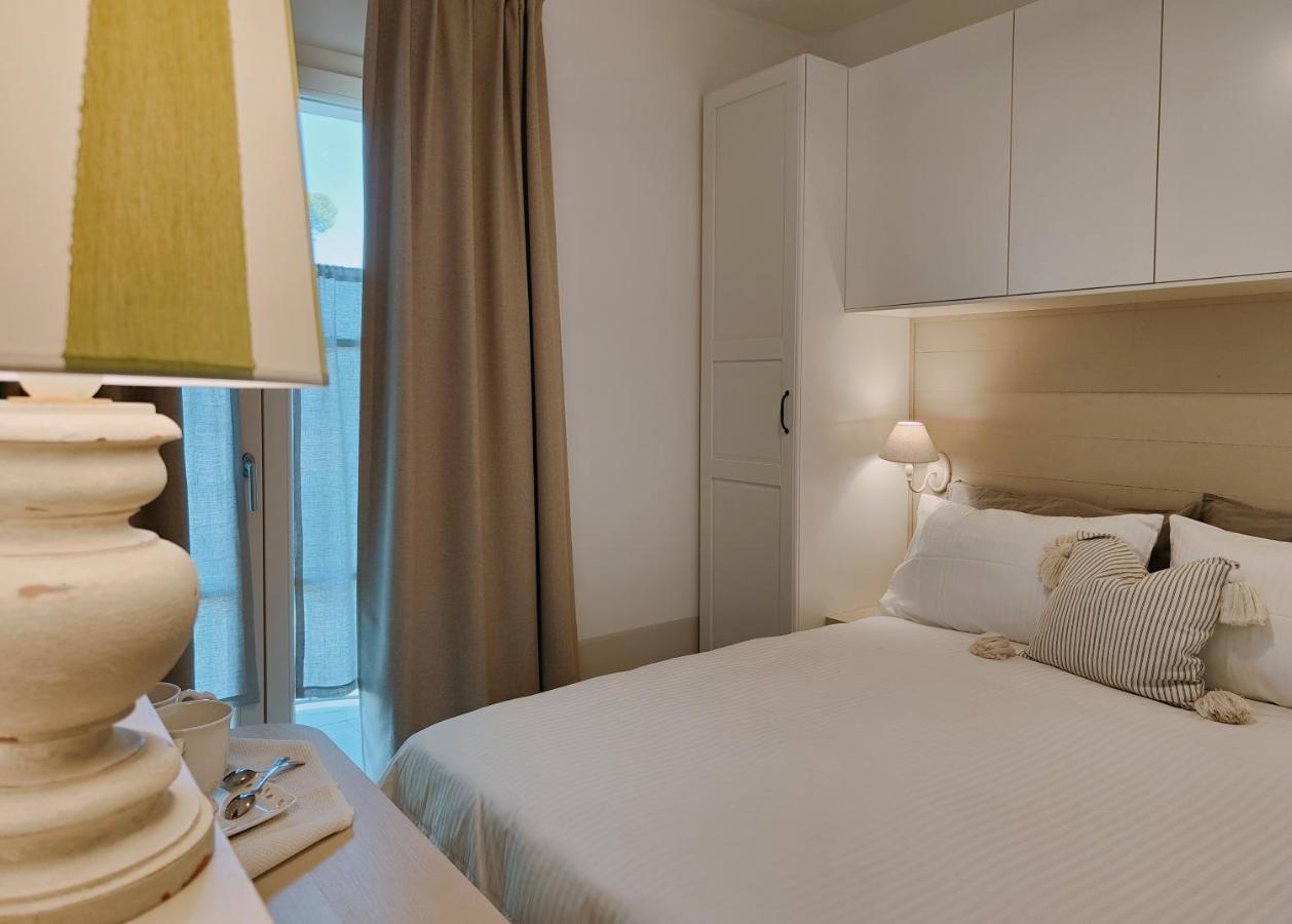 Il Cortiletto - Suites & Apartments ピストイア エクステリア 写真